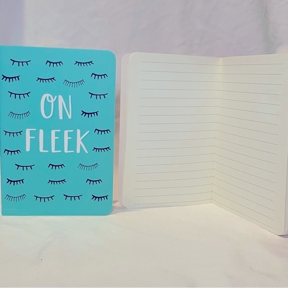 Get It Girl & On Fleek Notebook Set - Picture 2 of 3